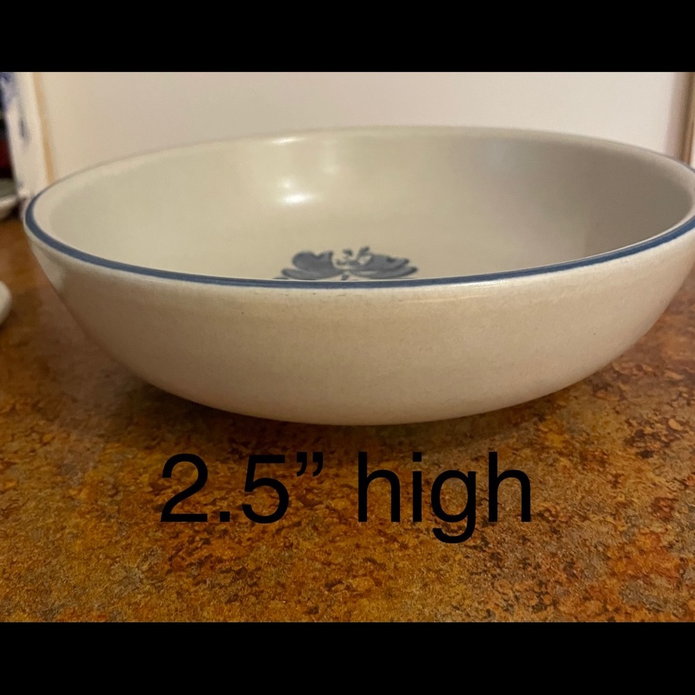 Pfaltzgraff Yorktown serving bowl